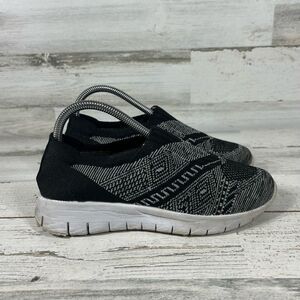 Skechers Womens Slip On Fly Knit Stretchy Fit Athletic Sneakers Black & Gray Siz